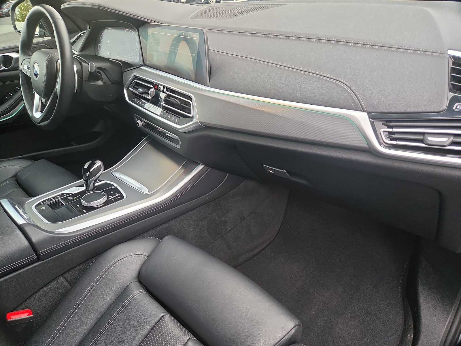 Used 2022 BMW X5 xDrive40i w/ Premium Package AWD/4WD image 23