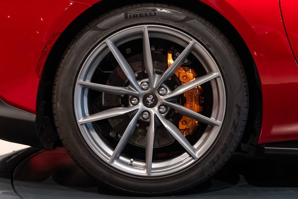 Certified 2021 Ferrari 812 GTS RWD image 15