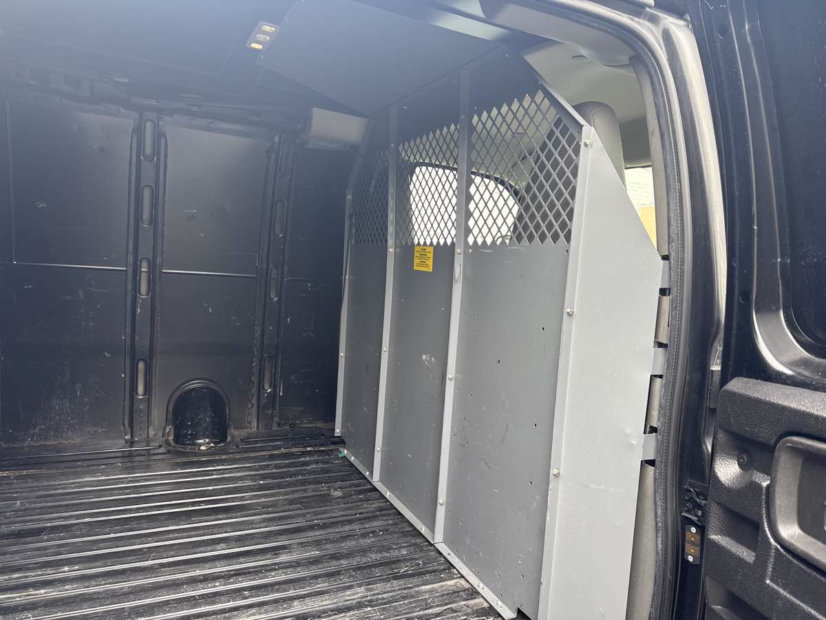 Used 2016 Chevrolet Express 2500 RWD image 10