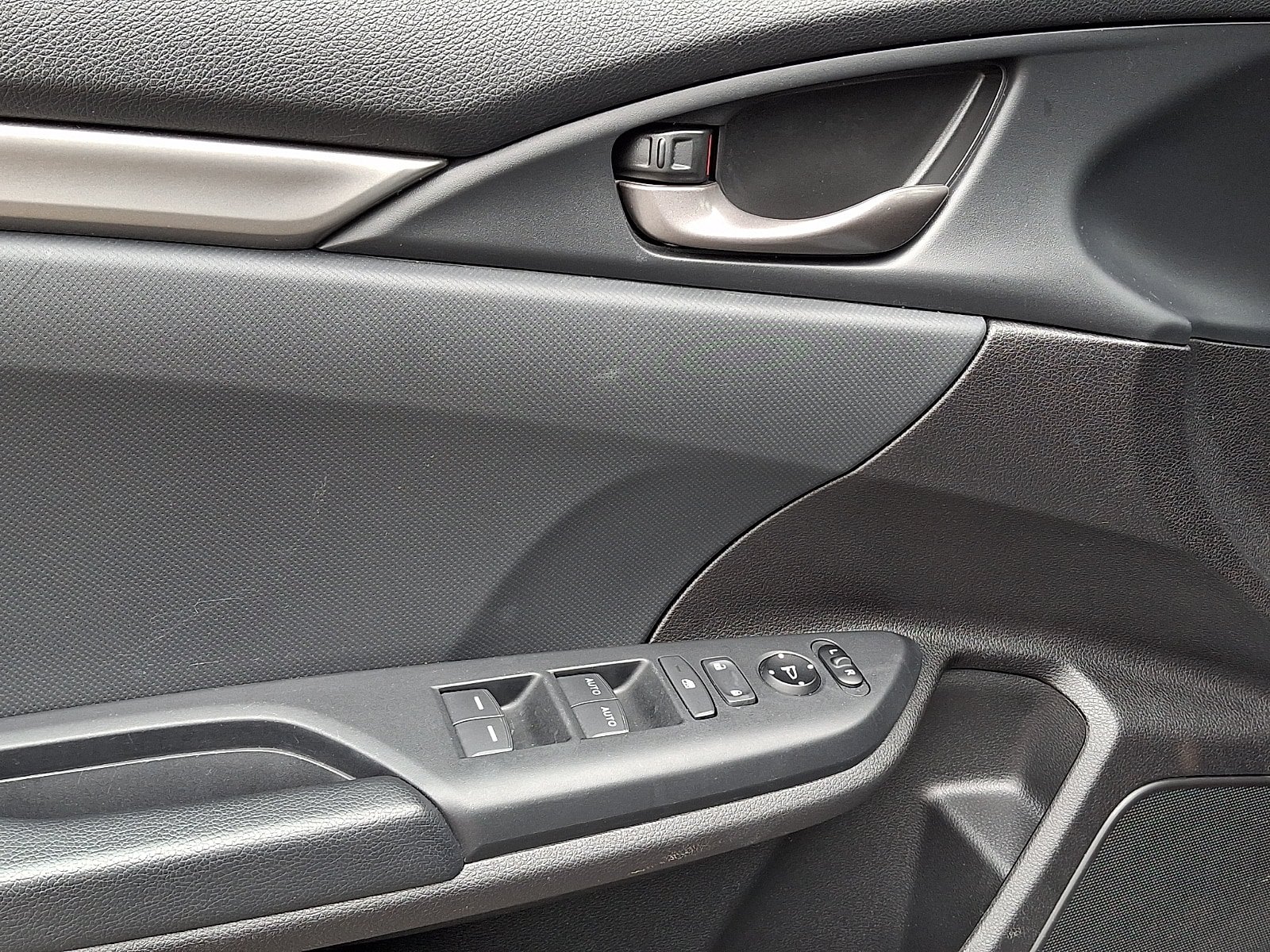 Used 2021 Honda Civic Sport image 11