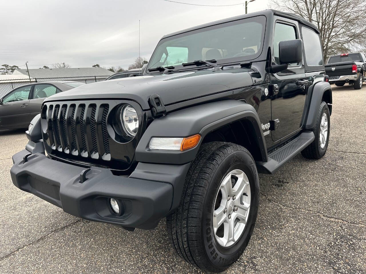 Used 2018 Jeep Wrangler Sport image 10