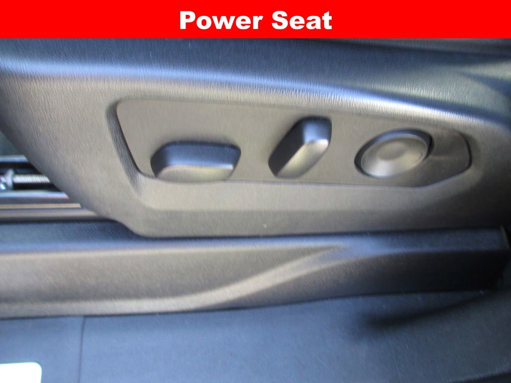 Used 2023 Chevrolet Suburban RST w/ Luxury Package image 31