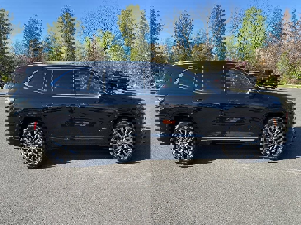 New 2026 Buick Enclave Avenir w/ Super Cruise Package image 8