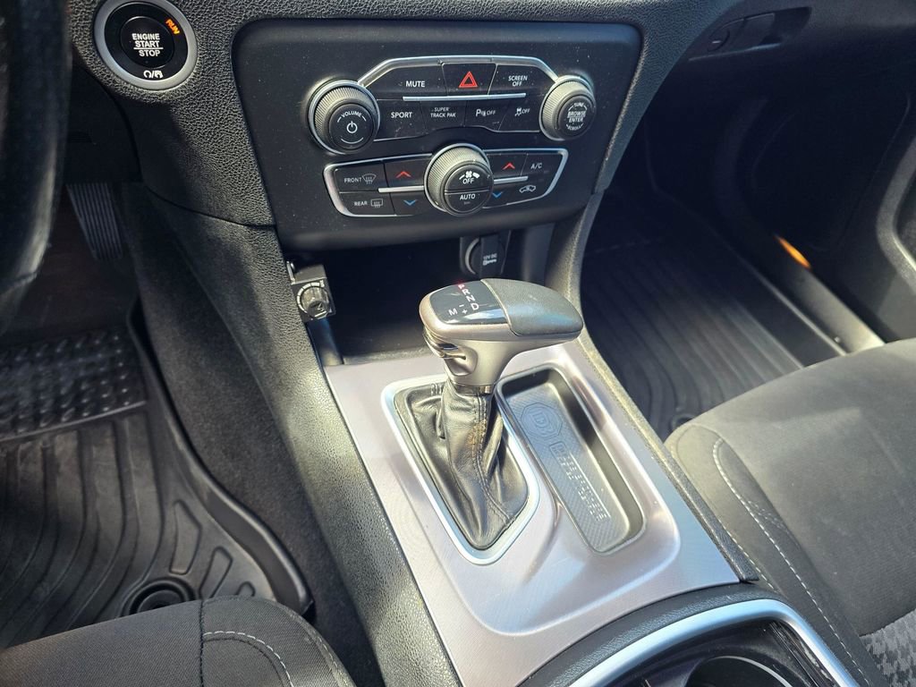 Used 2020 Dodge Charger SXT w/ Driver Convenience Group AWD/4WD image 24