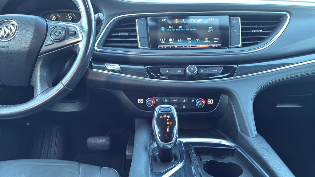 Used 2019 Buick Enclave Essence FWD image 19