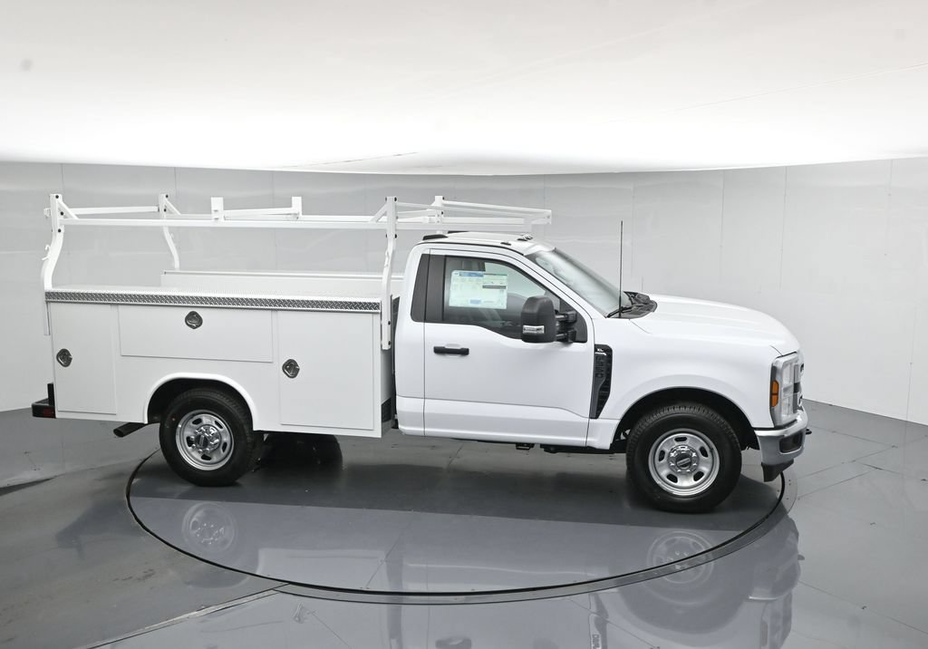 New 2026 Ford F350 XL w/ XL Chrome Package RWD image 55