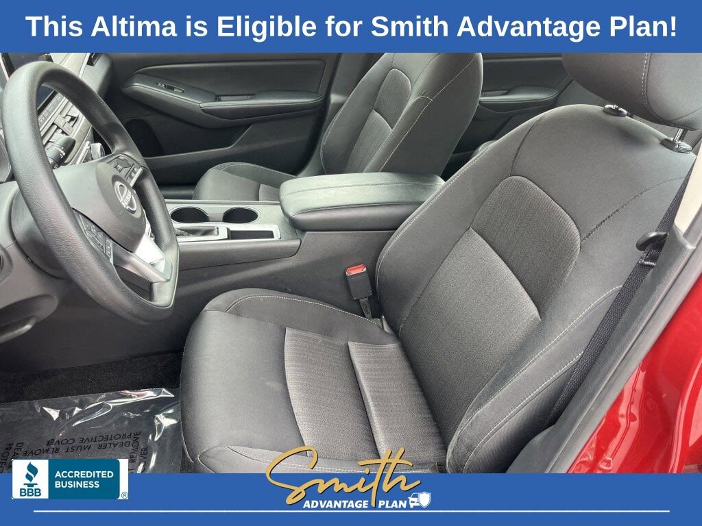 Used 2025 Nissan Altima 2.5 SV image 16