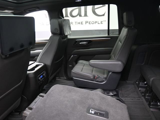 New 2025 Chevrolet Suburban High Country image 10