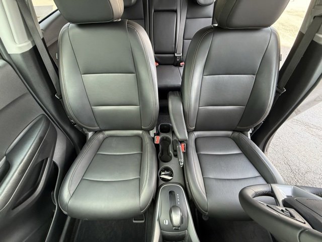 Used 2022 Chevrolet Trax LT w/ Premium Seat Package image 17