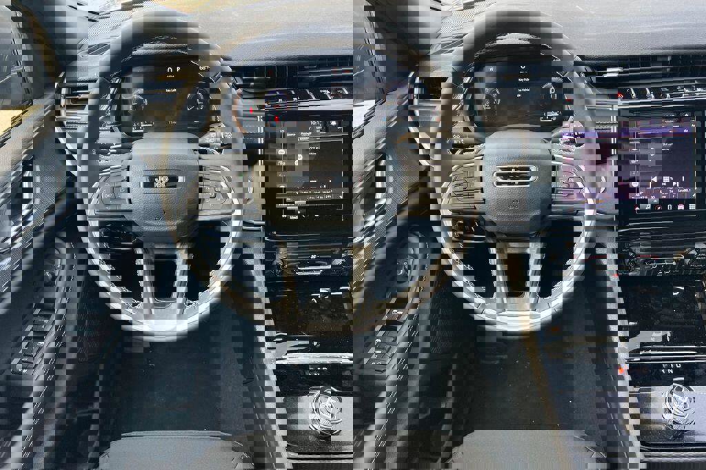 New 2025 Jeep Grand Cherokee Laredo X image 14