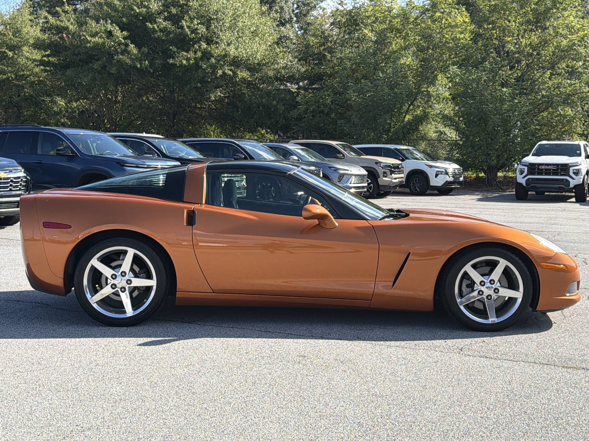 Used 2007 Chevrolet Corvette Coupe w/ Preferred Equipment Group RWD image 8