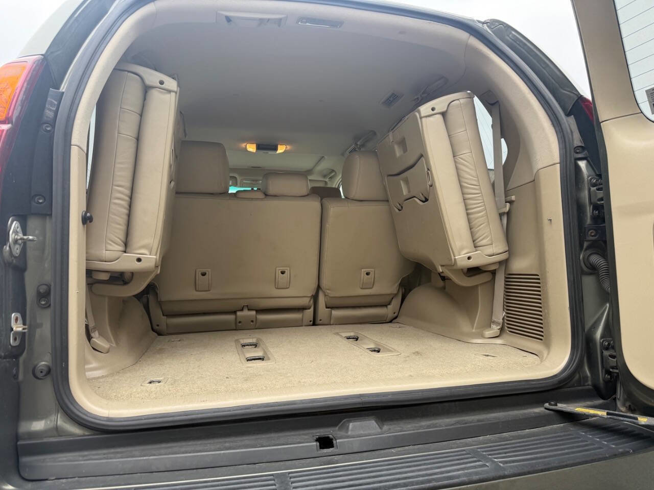 Used 2006 Lexus GX 470 image 16