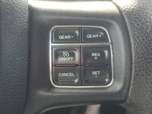 Used 2017 RAM 1500 Classic SLT AWD/4WD image 14