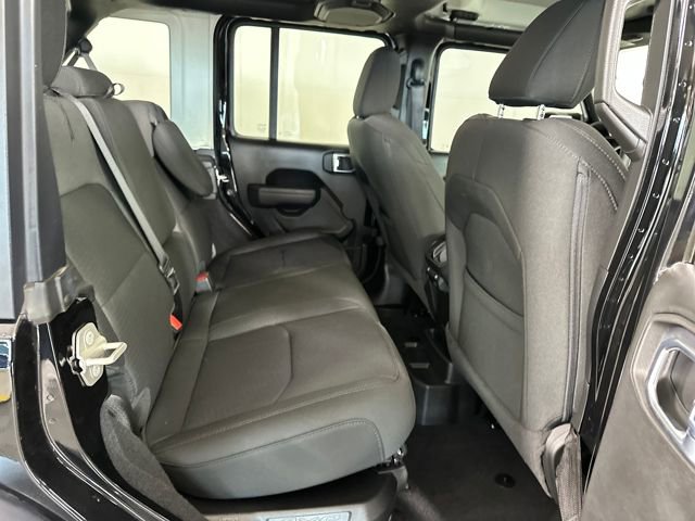 Used 2023 Jeep Wrangler Unlimited image 27