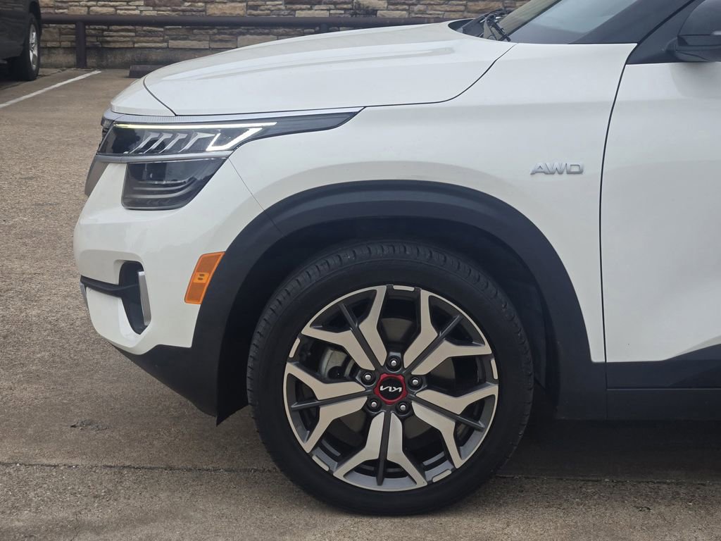 Certified 2022 Kia Seltos SX AWD/4WD image 6