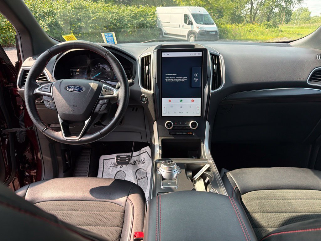 Used 2023 Ford Edge ST-Line AWD/4WD image 32