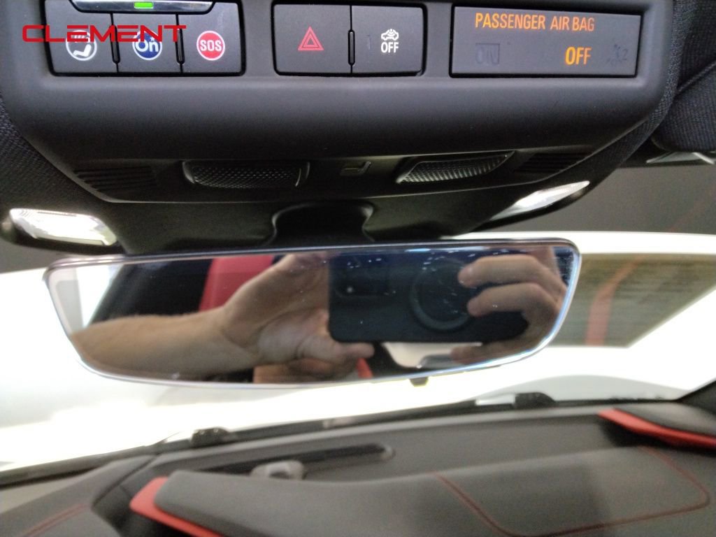 Used 2022 Chevrolet Corvette Stingray w/ Z51 Performance Package image 20