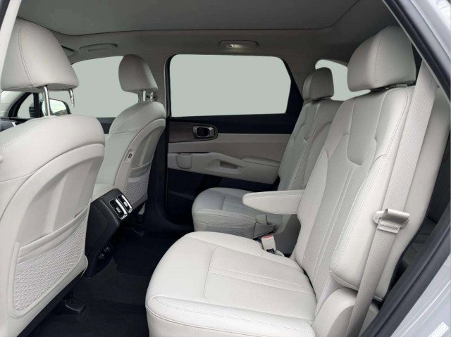 Used 2023 Kia Sorento X-Line EX image 22