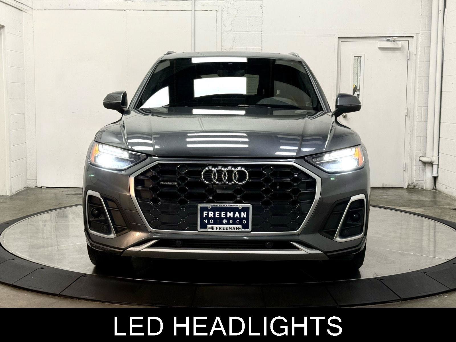 Used 2021 Audi Q5 e Premium Plus w/ Premium Plus Package AWD/4WD image 3