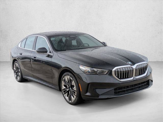 Used 2026 BMW 530i xDrive w/ Premium Package AWD/4WD image 7