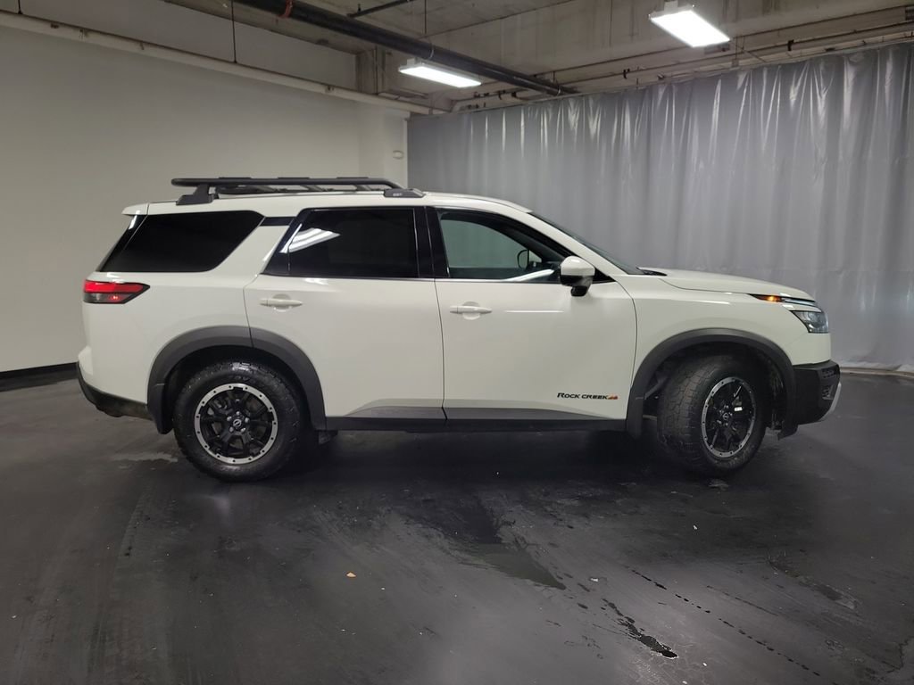 Used 2024 Nissan Pathfinder Rock Creek AWD/4WD image 9
