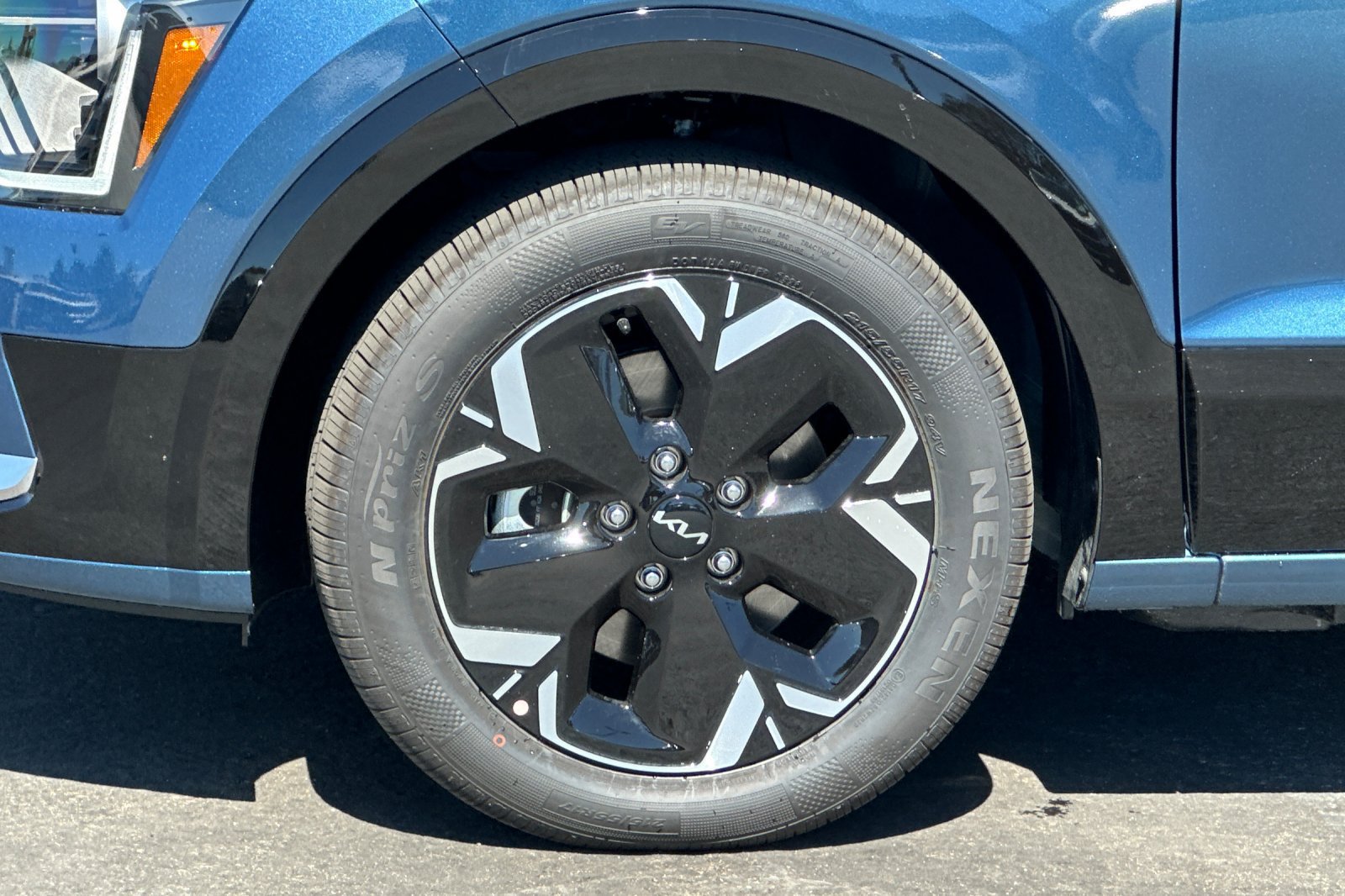 New 2026 Kia Niro Wind FWD image 26