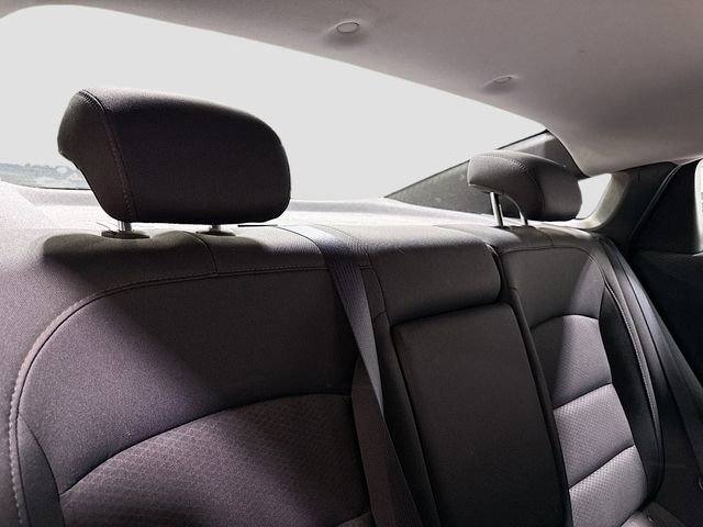 Used 2018 Chevrolet Malibu LT image 25