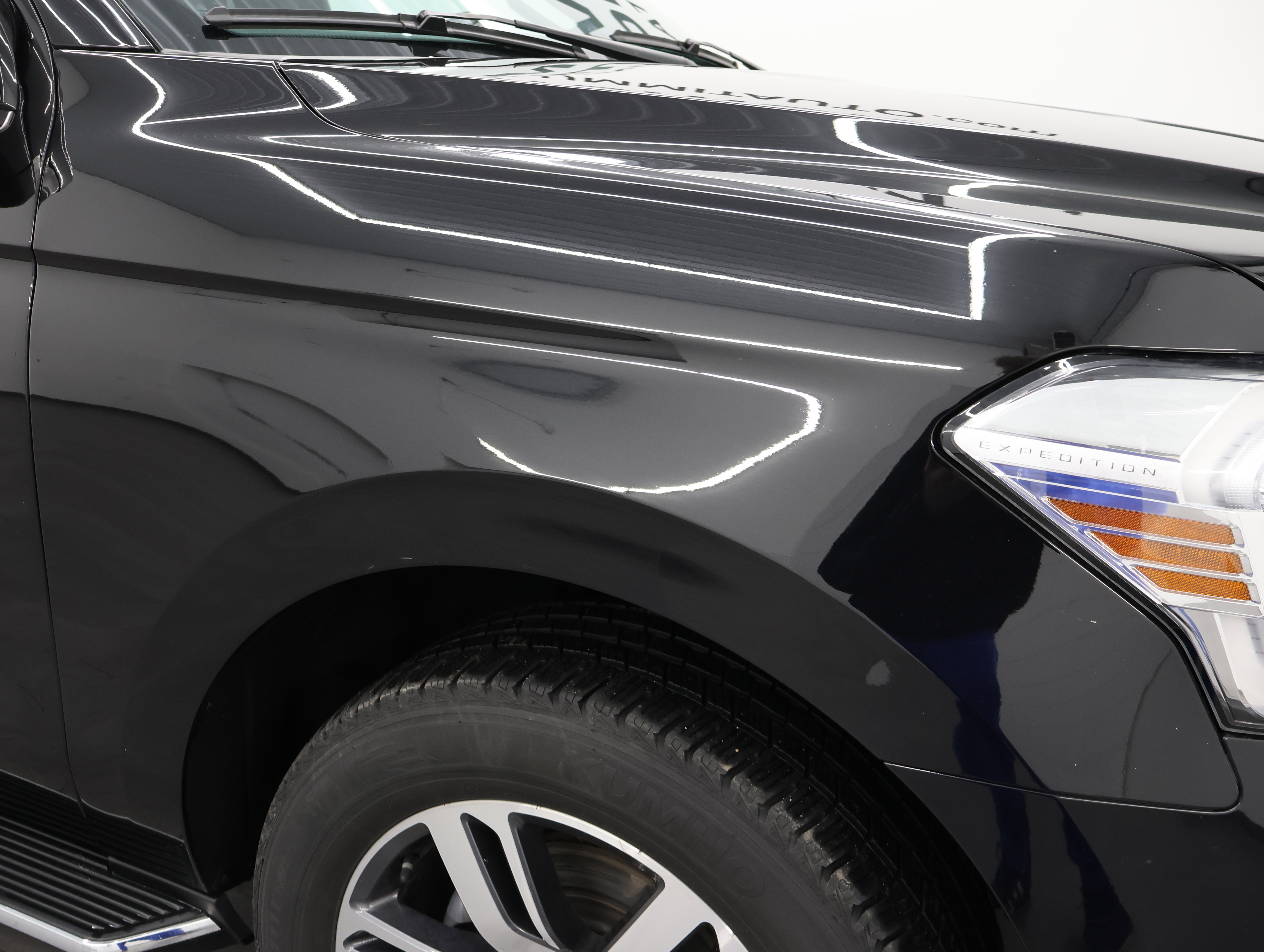 Used 2023 Ford Expedition Max Limited image 25