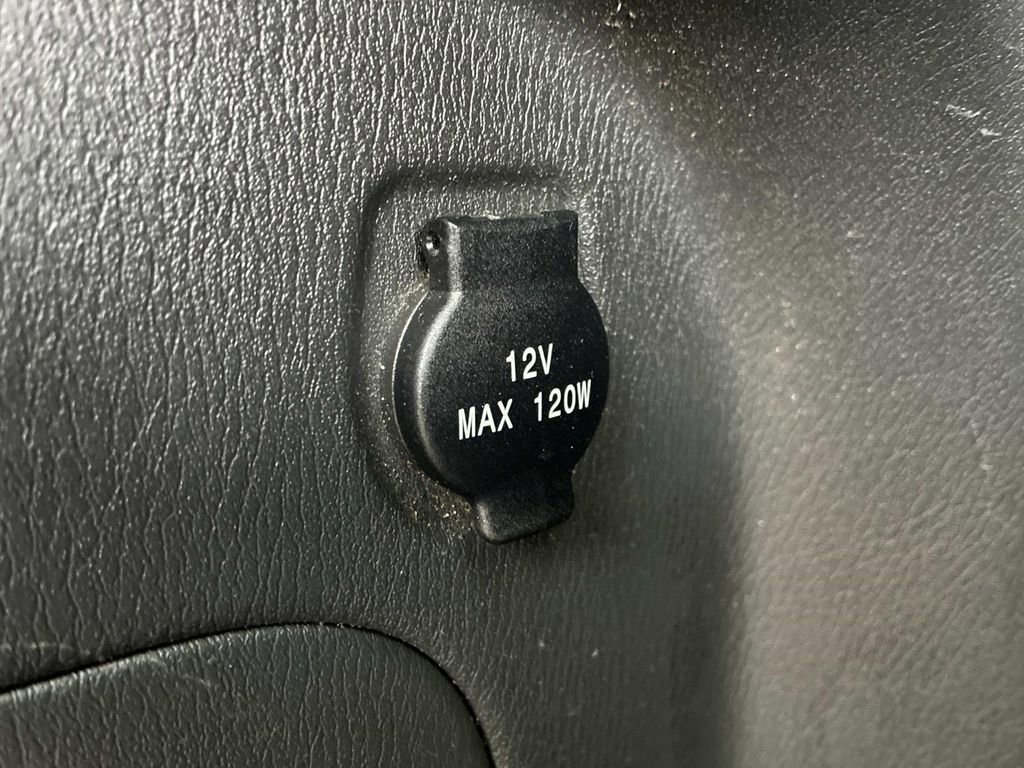 Used 2018 Nissan Pathfinder S image 15