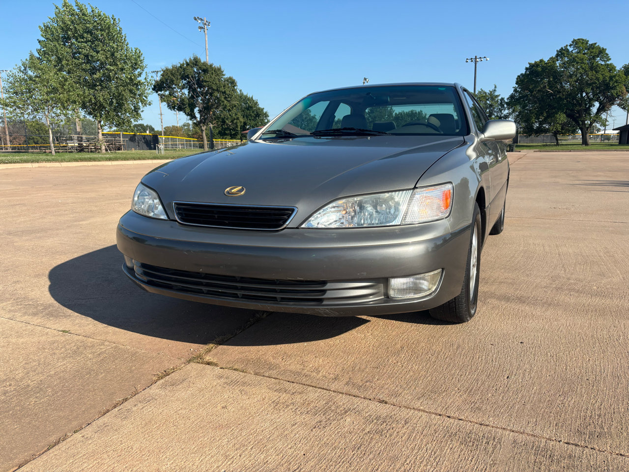 Used 1999 Lexus ES 330 image 4