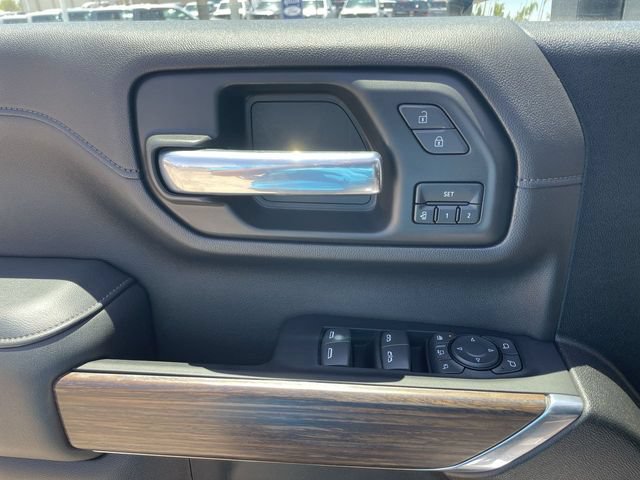 Used 2023 Chevrolet Silverado 2500 High Country w/ Z71 Off-Road Package AWD/4WD image 22