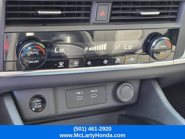 Used 2024 Nissan Rogue SV FWD image 24