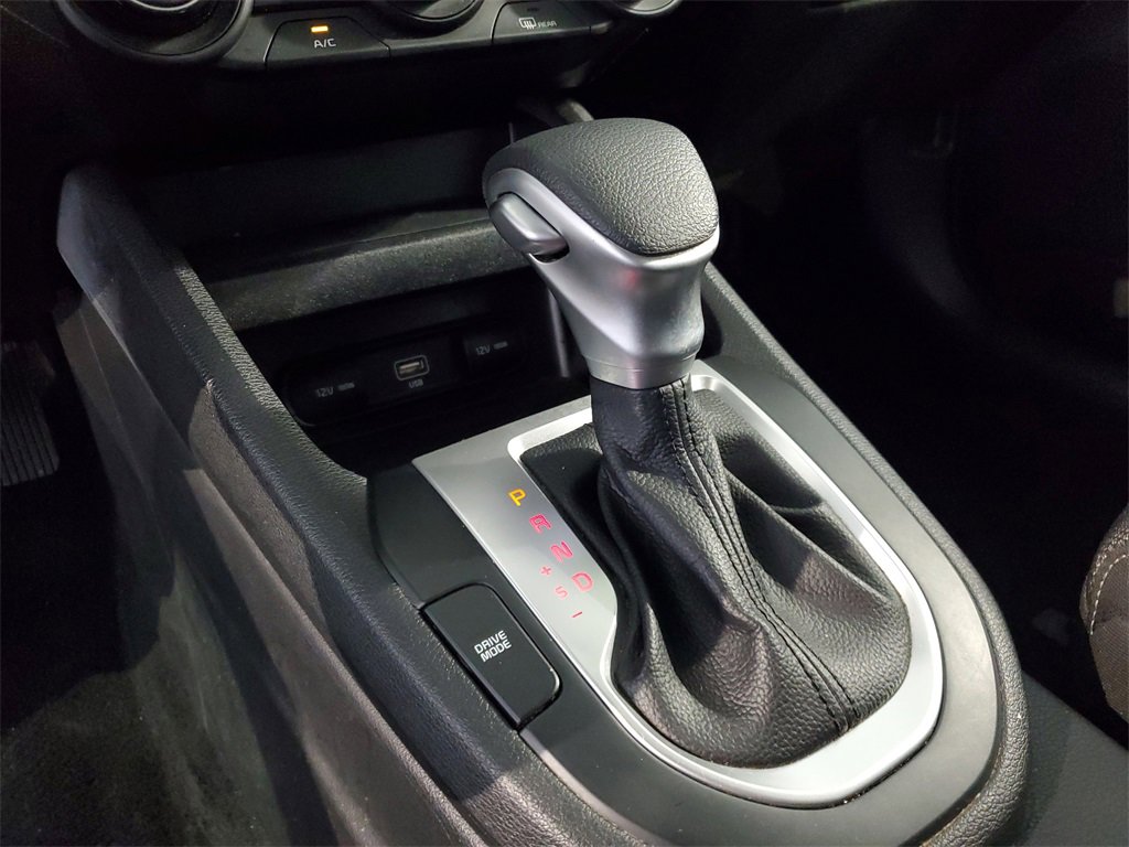 Certified 2022 Kia Forte LXS w/ LXS Technology Package image 23