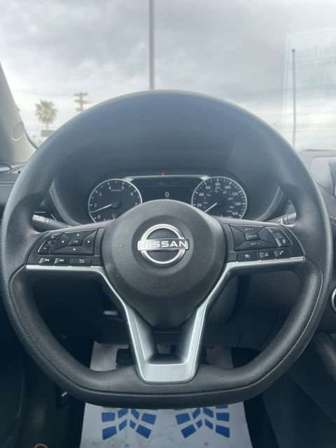 Used 2024 Nissan Sentra SV FWD image 13