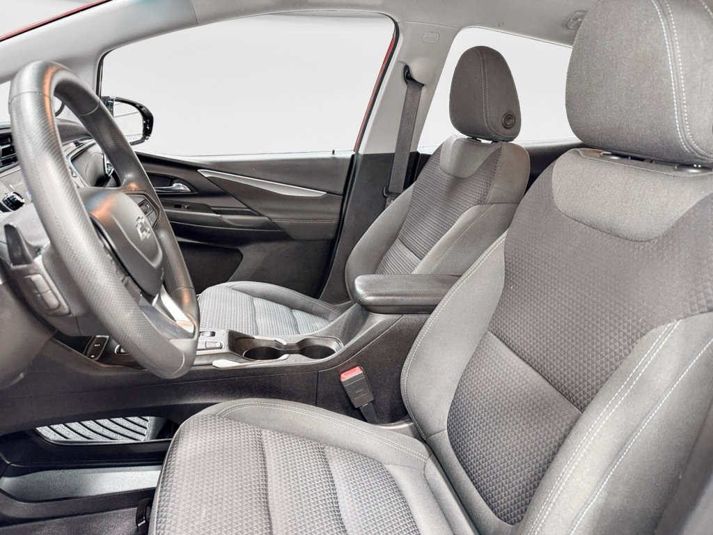 Used 2022 Chevrolet Bolt LT FWD image 17