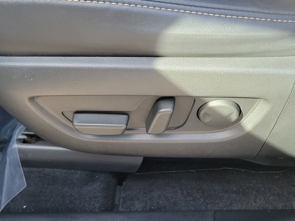 Used 2024 MAZDA CX-90 Plug-In Hybrid w/ Premium Plus image 23