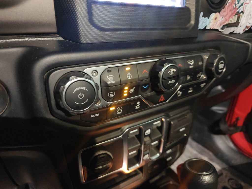 Used 2020 Jeep Gladiator Sport w/ Quick Order Package 24S image 11