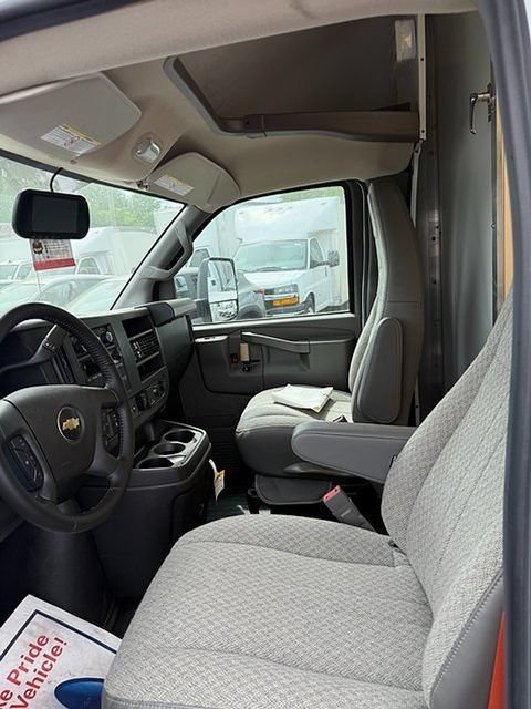 New 2023 Chevrolet Express 3500 w/ Power Convenience Package RWD image 12