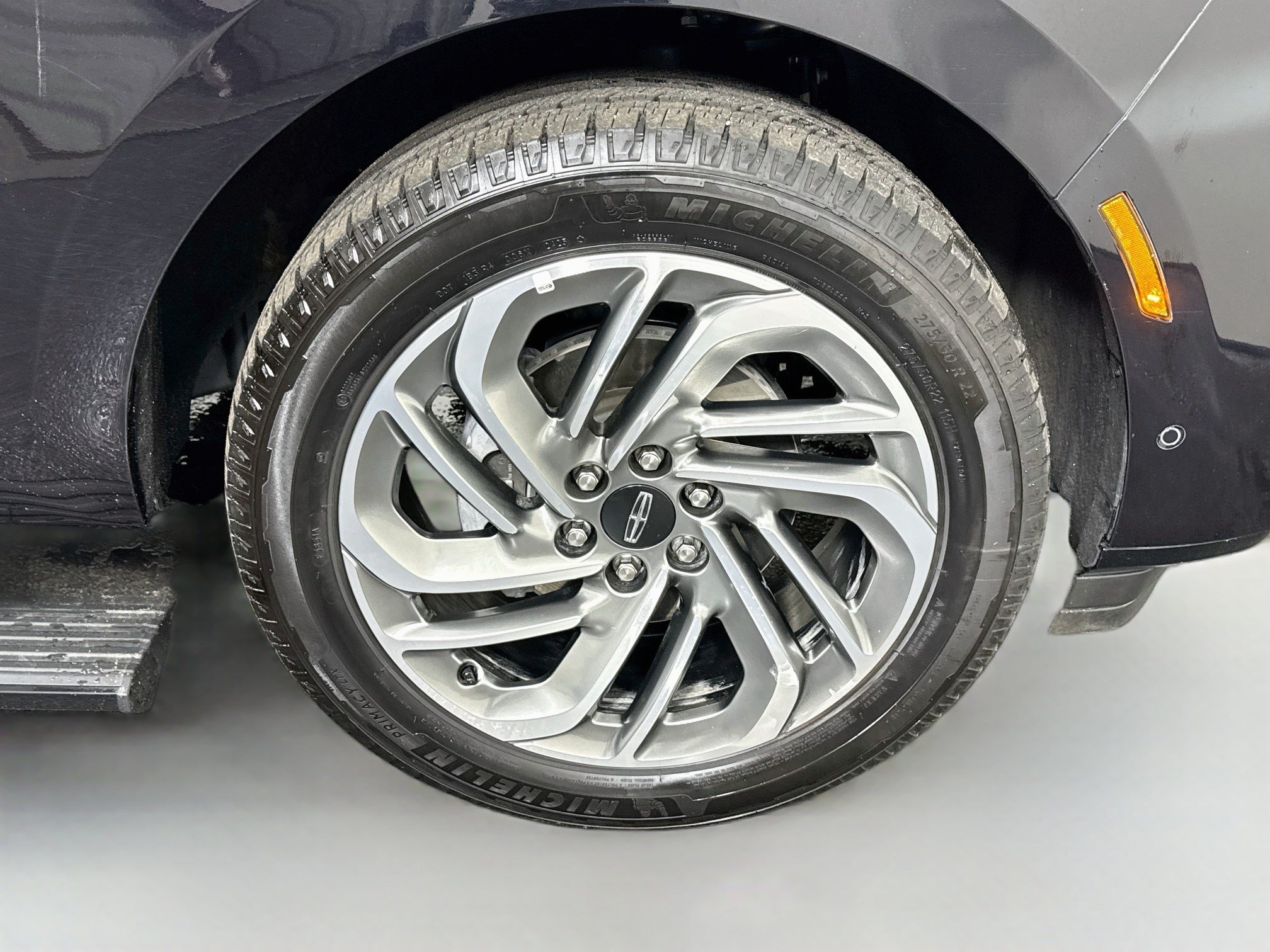 Used 2025 Lincoln Navigator Reserve AWD/4WD image 32