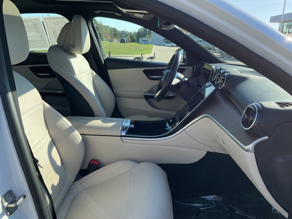 Used 2024 Mercedes-Benz C 300 Sedan image 18