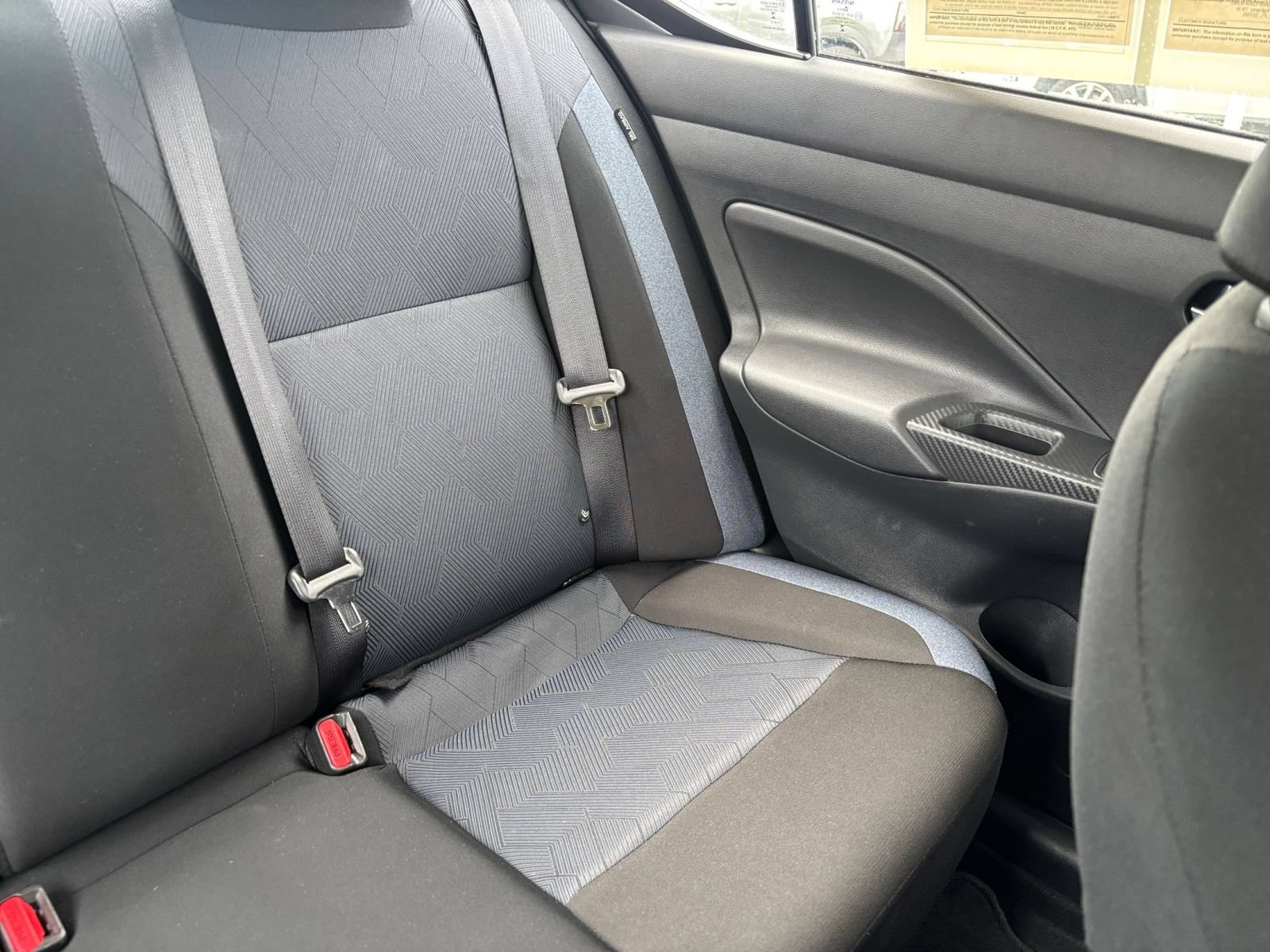Used 2025 Nissan Versa SV FWD image 37