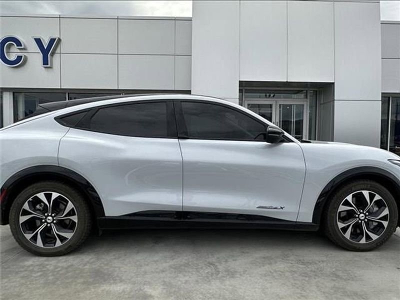 Used 2022 Ford Mustang Mach-E Premium image 8