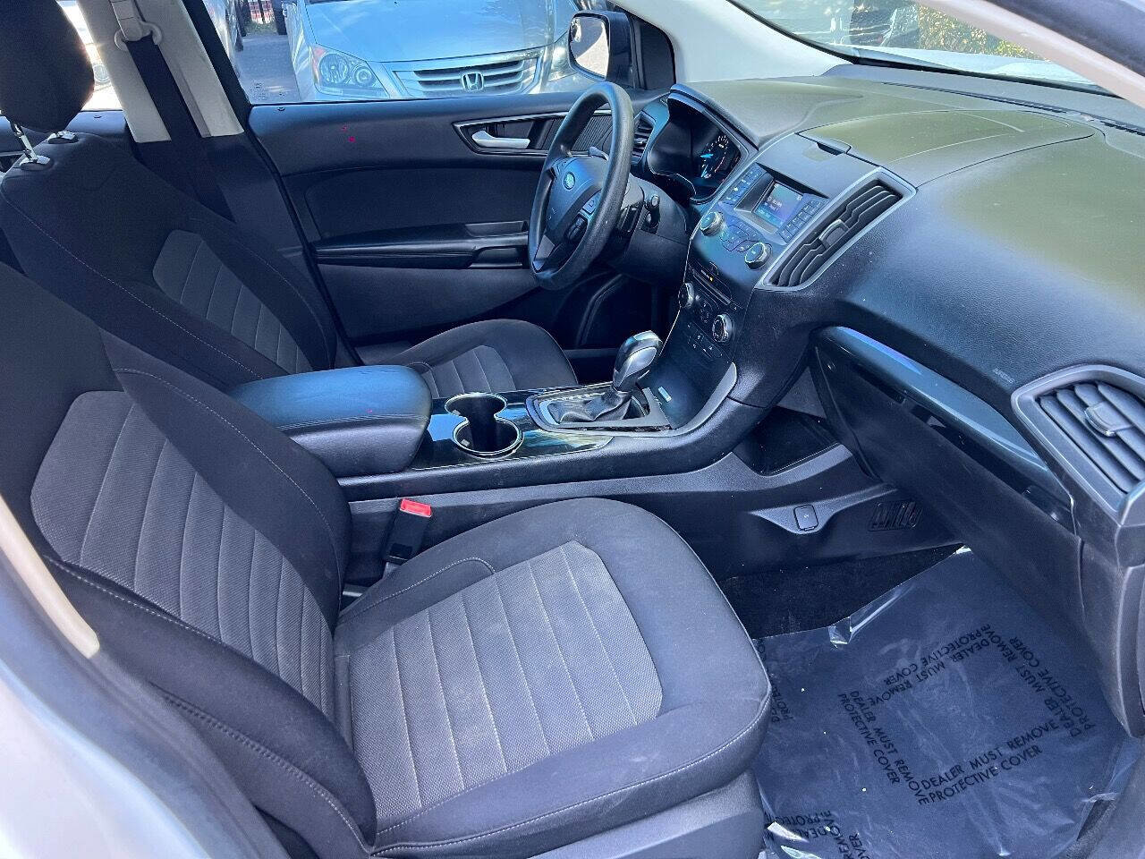 Used 2015 Ford Edge SE image 18