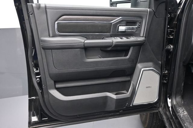 New 2026 RAM 3500 Laramie AWD/4WD image 21