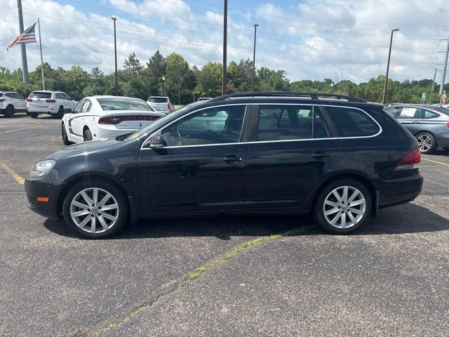Used 2013 Volkswagen Jetta TDI FWD image 2