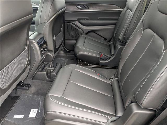 New 2025 Jeep Grand Cherokee L Limited image 16