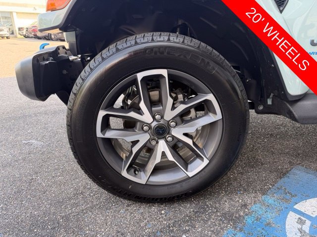 Used 2024 Jeep Wrangler Unlimited w/ Convenience Group AWD/4WD image 44