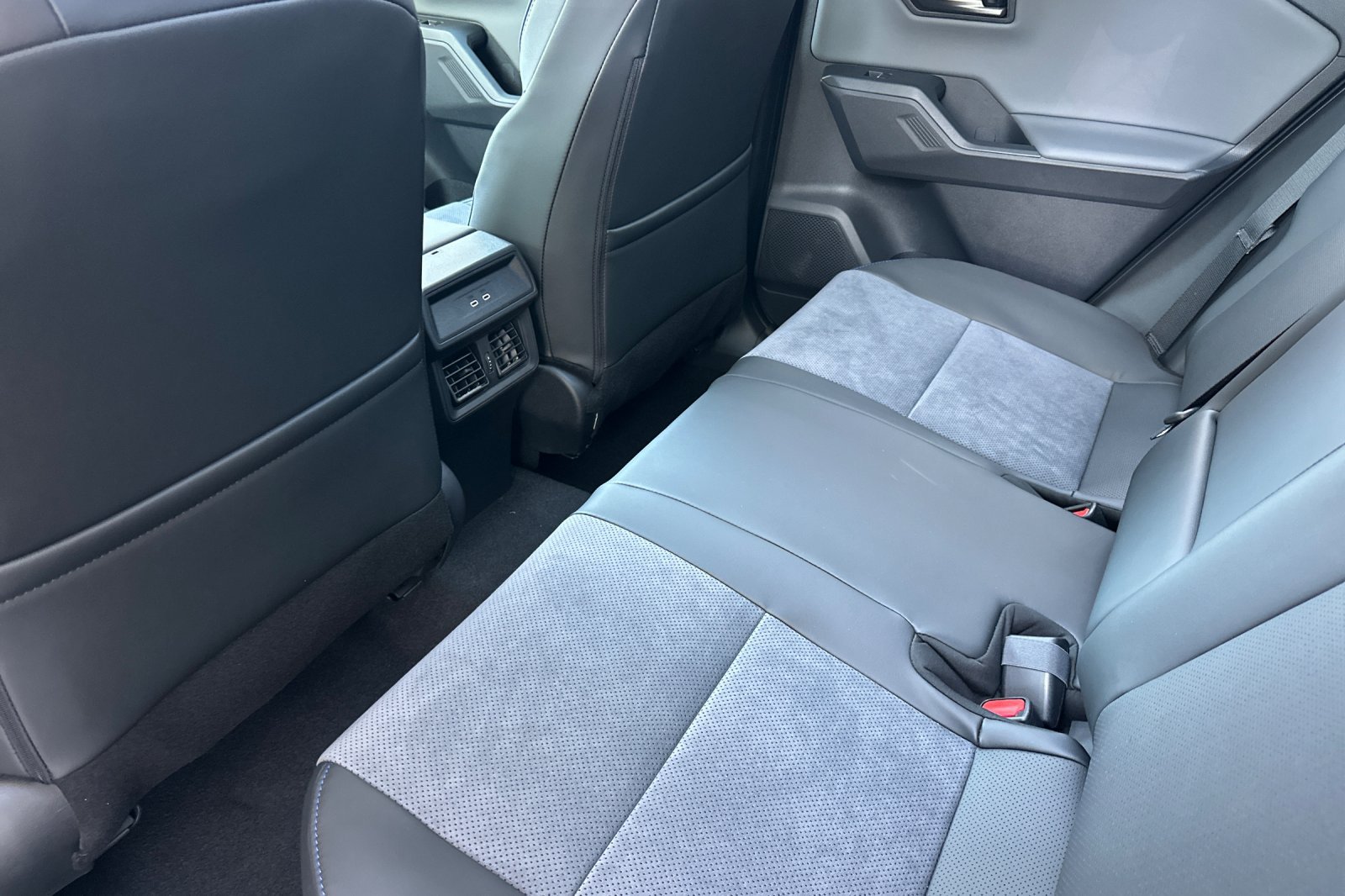 New 2026 Toyota RAV4 XSE AWD/4WD image 13