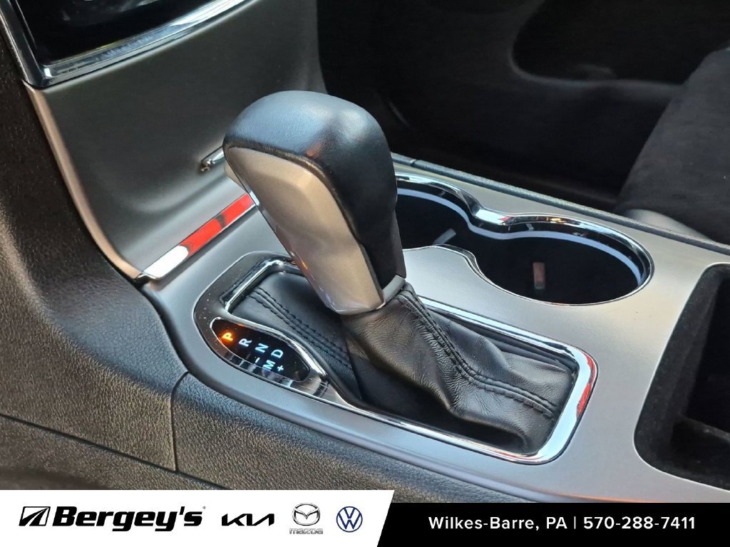Used 2020 Jeep Grand Cherokee Laredo w/ Security & Convenience Group AWD/4WD image 28