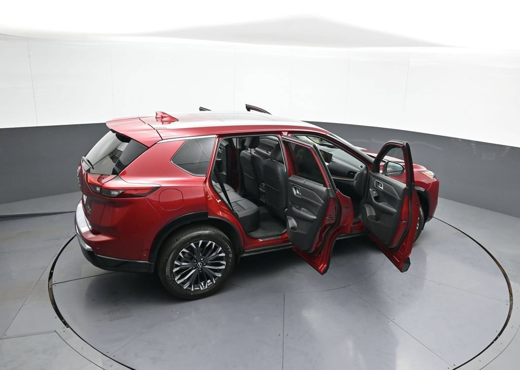 Used 2026 Nissan Rogue Platinum w/ Tech Package AWD/4WD image 45